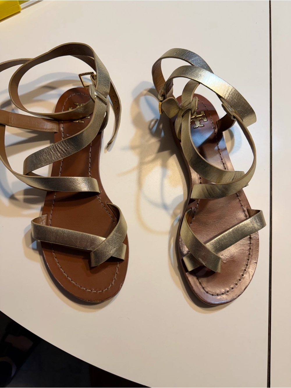 Tory Burch 5.5 gold leather gladiator flat sandals